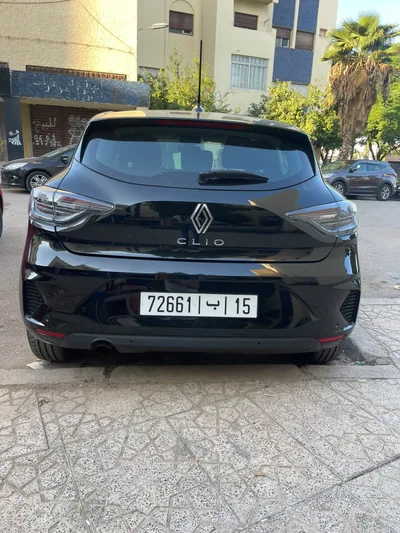 Renault Clio 5 negra