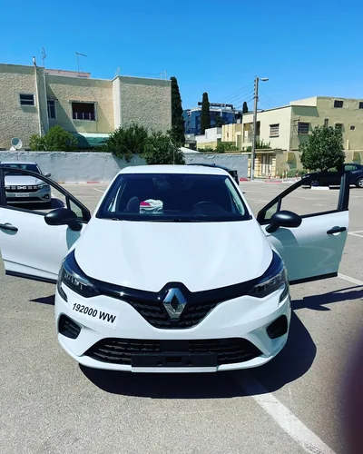 Renault Clio 5 white