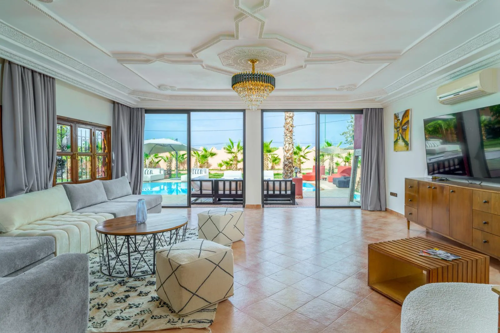 Villa Samy avec piscine chauffée sans vis-à-vis