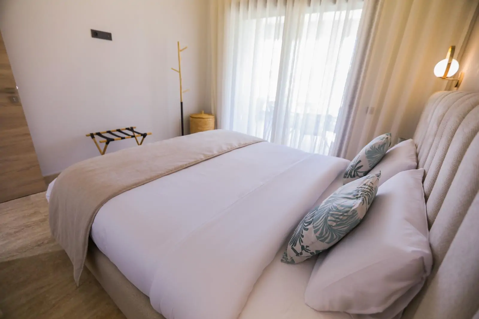 WhatsApp Image 2026-02-17 at 19.43.55-21